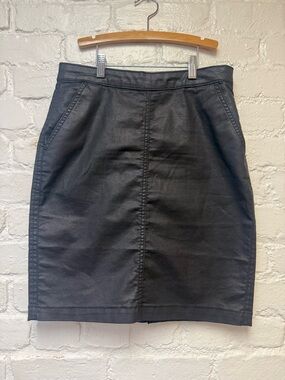 Banana Republic Black Coated Mini Skirt Size 27/4